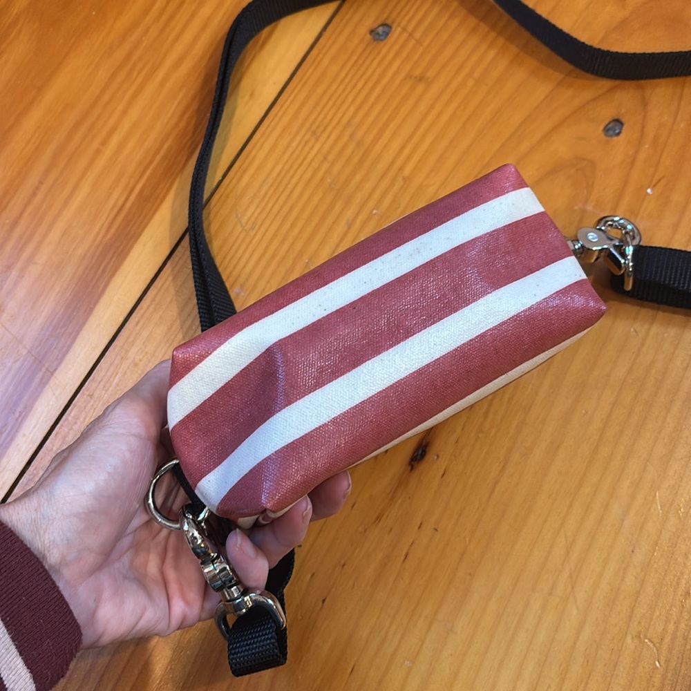 TINA LABADINI Red Stripe Ditty Bag Zip Leash Clasp Oilcloth Designer - Picture 7 of 7
